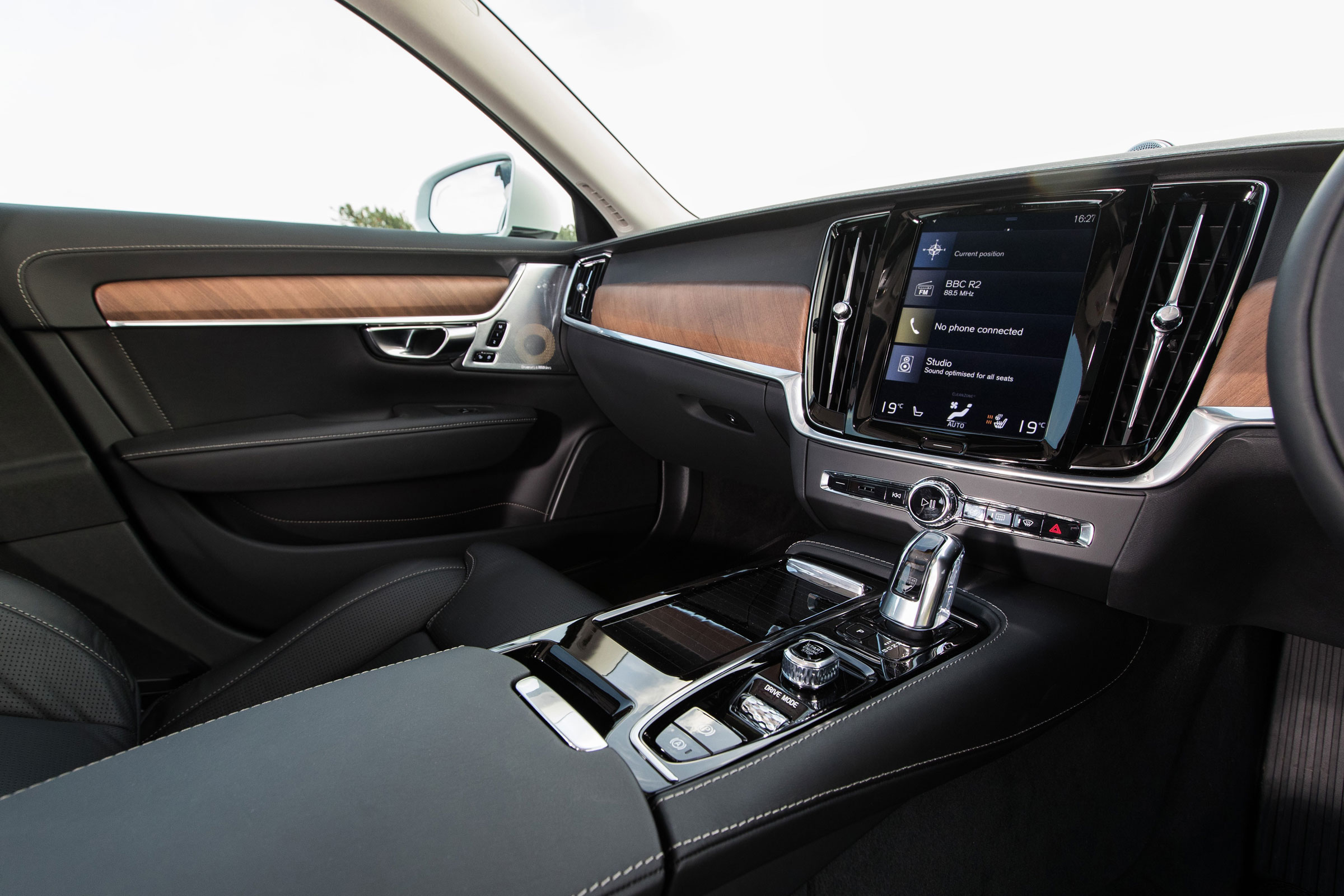 Volvo V90 Recharge