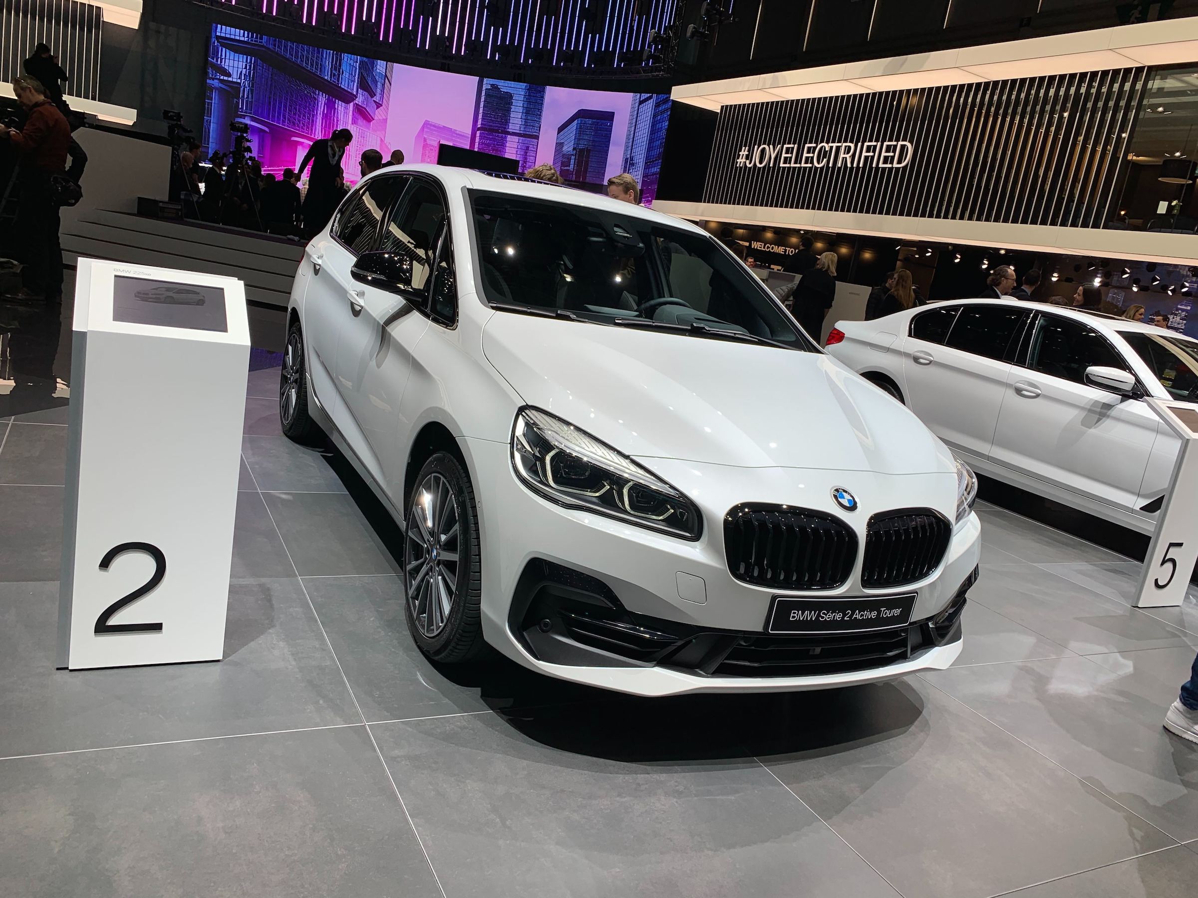 BMW 225xe