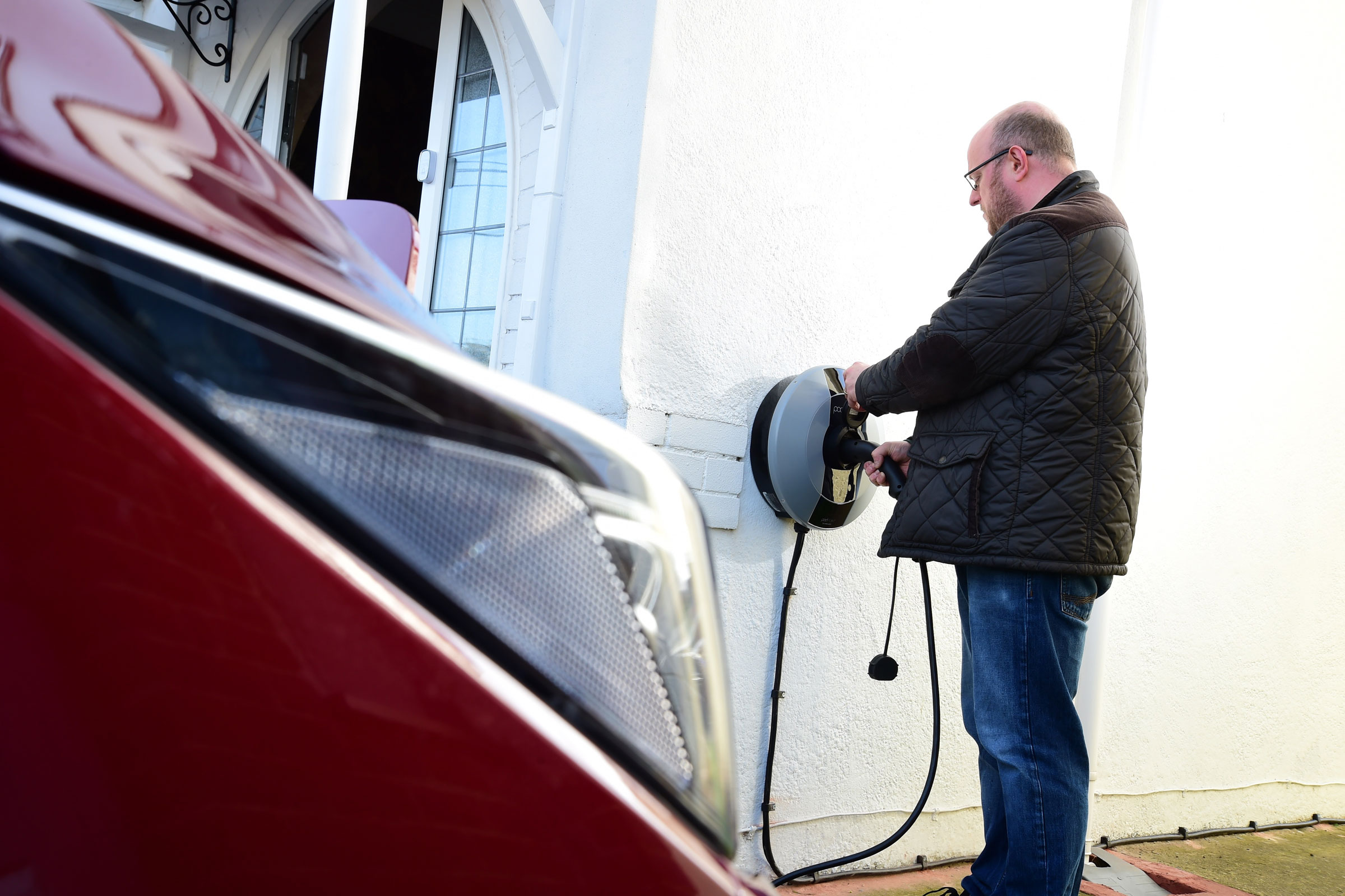 Electric car wallbox installation