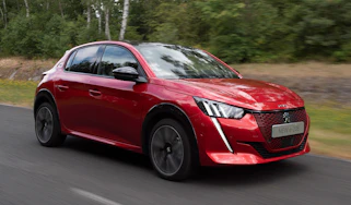 Peugeot e-208