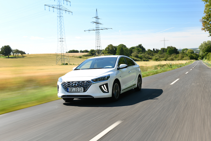 Hyundai Ioniq Plug-In 2020 pictures