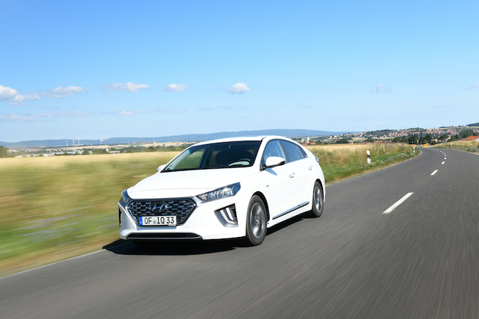 Hyundai Ioniq Plug-In 2020 pictures