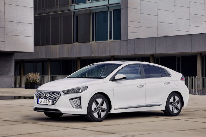 Hyundai Ioniq Hybrid 2020 pictures