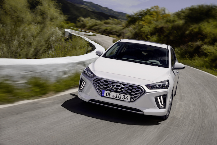 Hyundai Ioniq Hybrid 2020 pictures