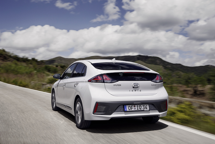 Hyundai Ioniq Hybrid 2020 pictures
