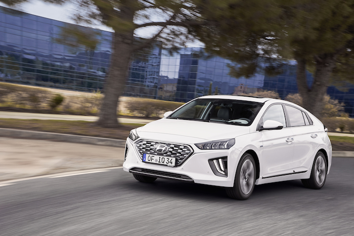 Hyundai Ioniq Hybrid 2020 pictures
