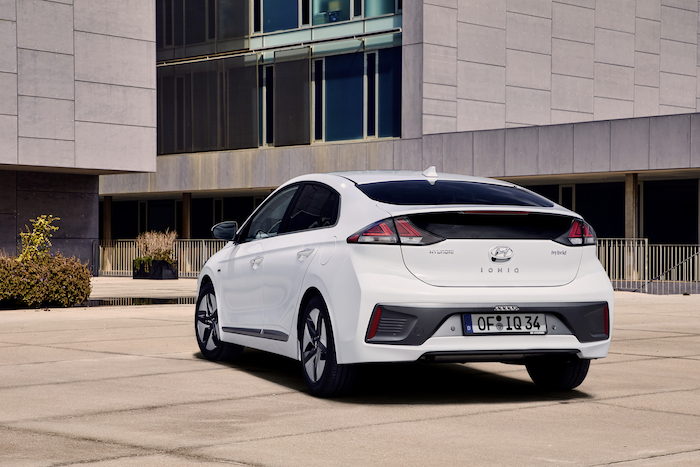 Hyundai Ioniq Hybrid 2020 pictures