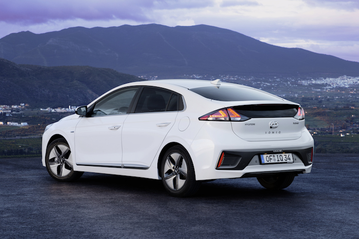 Hyundai Ioniq Hybrid 2020 pictures