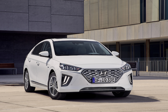 Hyundai Ioniq Plug-In 2020 pictures