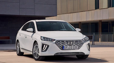 Hyundai Ioniq Plug-In 2020 pictures