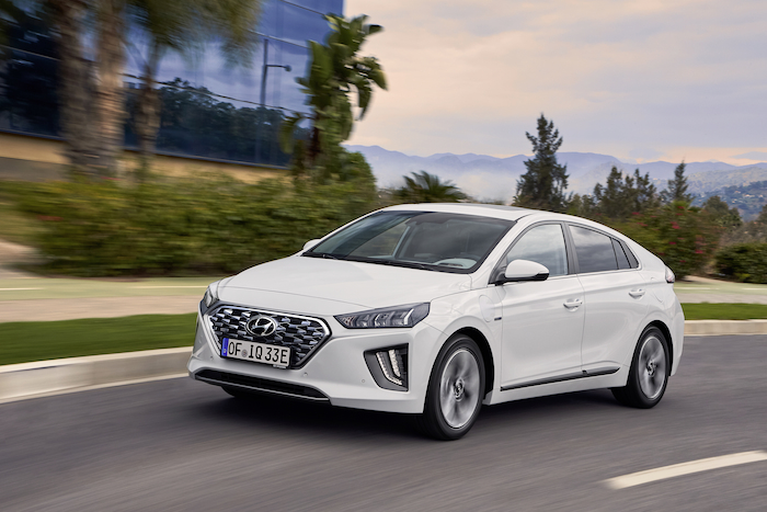 Hyundai Ioniq Plug-In 2020 pictures