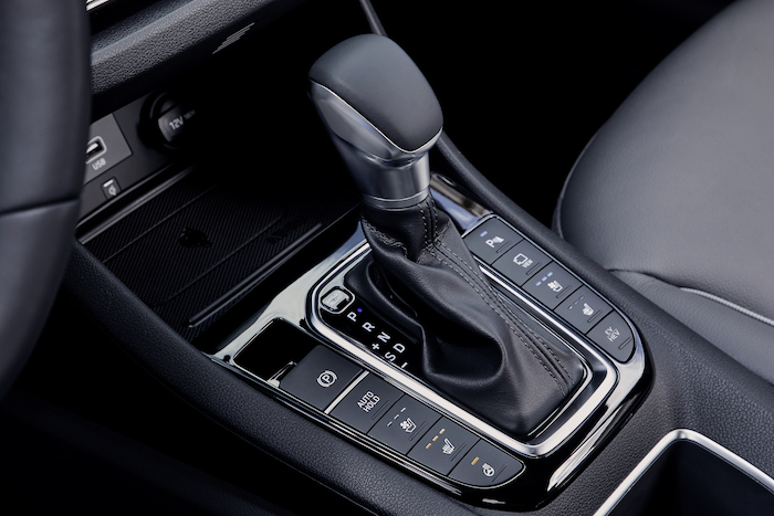 Hyundai Ioniq Plug-In 2020 pictures