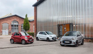 Die neue Generation: smart EQ fortwo coupé, smart EQ fortwo cabrio und smart EQ forfour / smart zeigt auf der IAA 2019 in Frankfurt seine optisch und digital komplett überarbeiteten fortwo- u