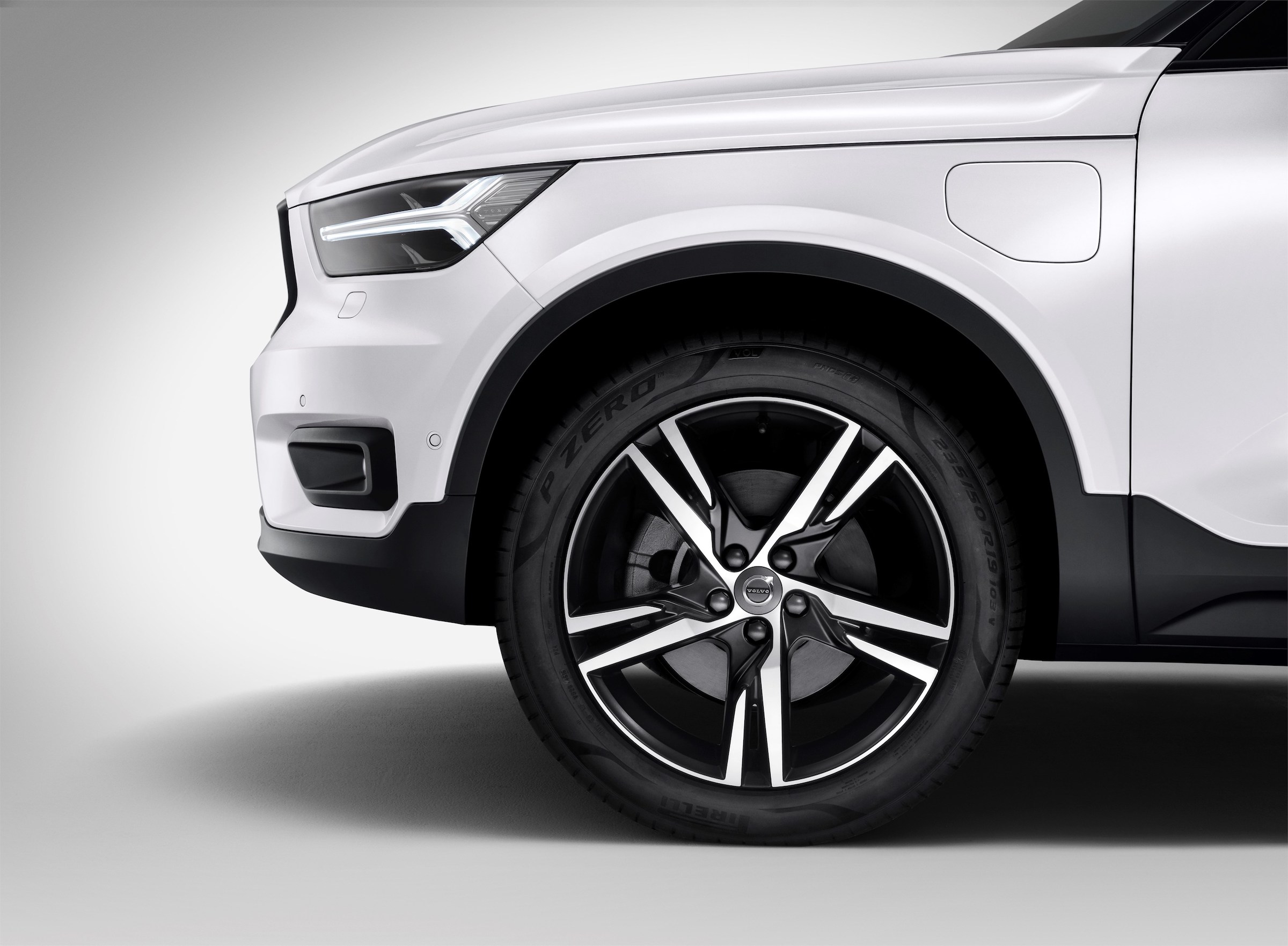 New Volvo XC40 T5 plug-in hybrid
