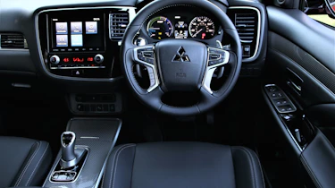 Outlander dashboard