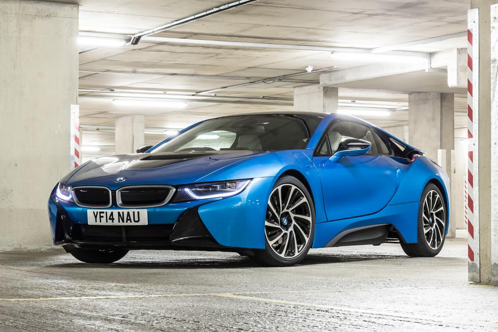 BMW i8