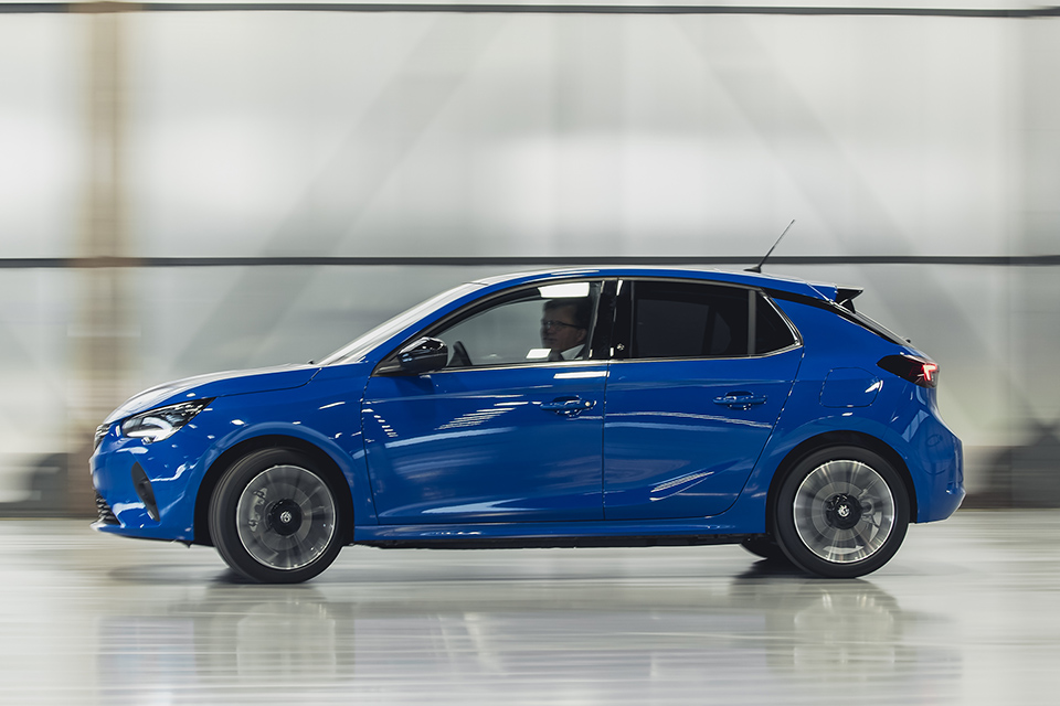 Vauxhall Corsa-e studio images
