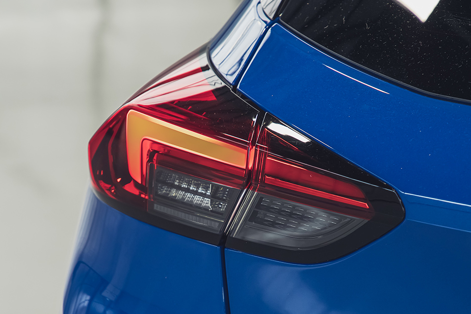 Vauxhall Corsa-e studio images