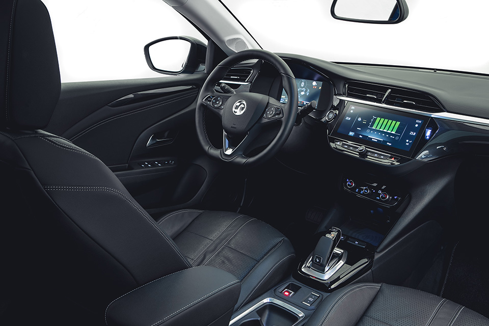 Vauxhall Corsa-e studio images