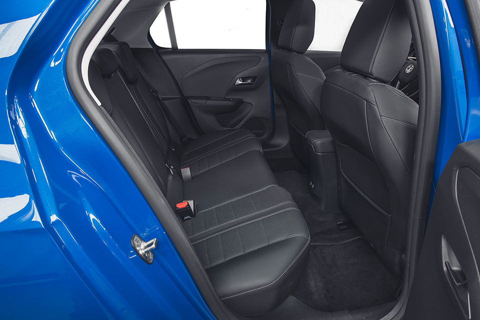 Vauxhall Corsa-e studio images