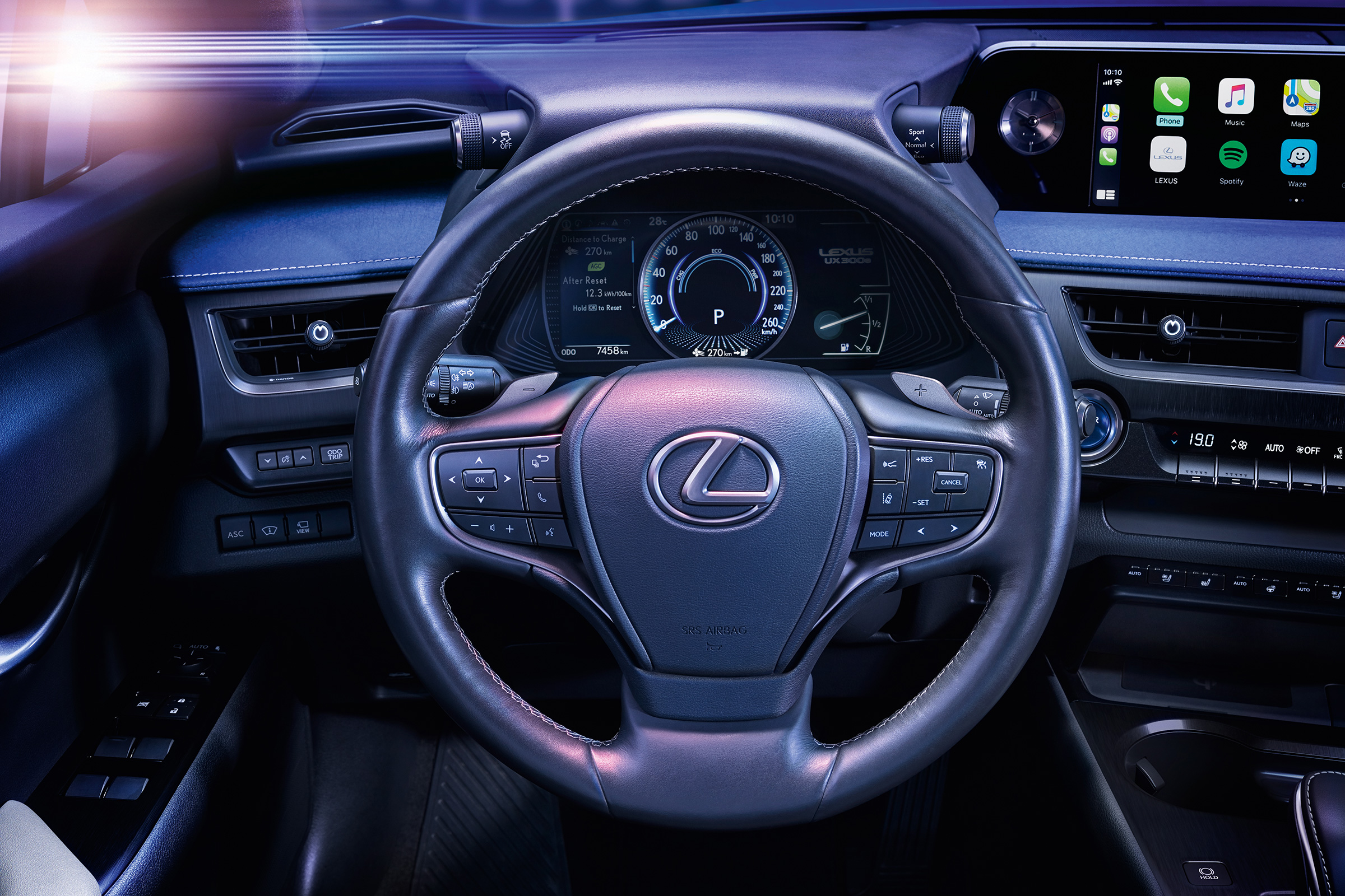 Lexus UX 300e
