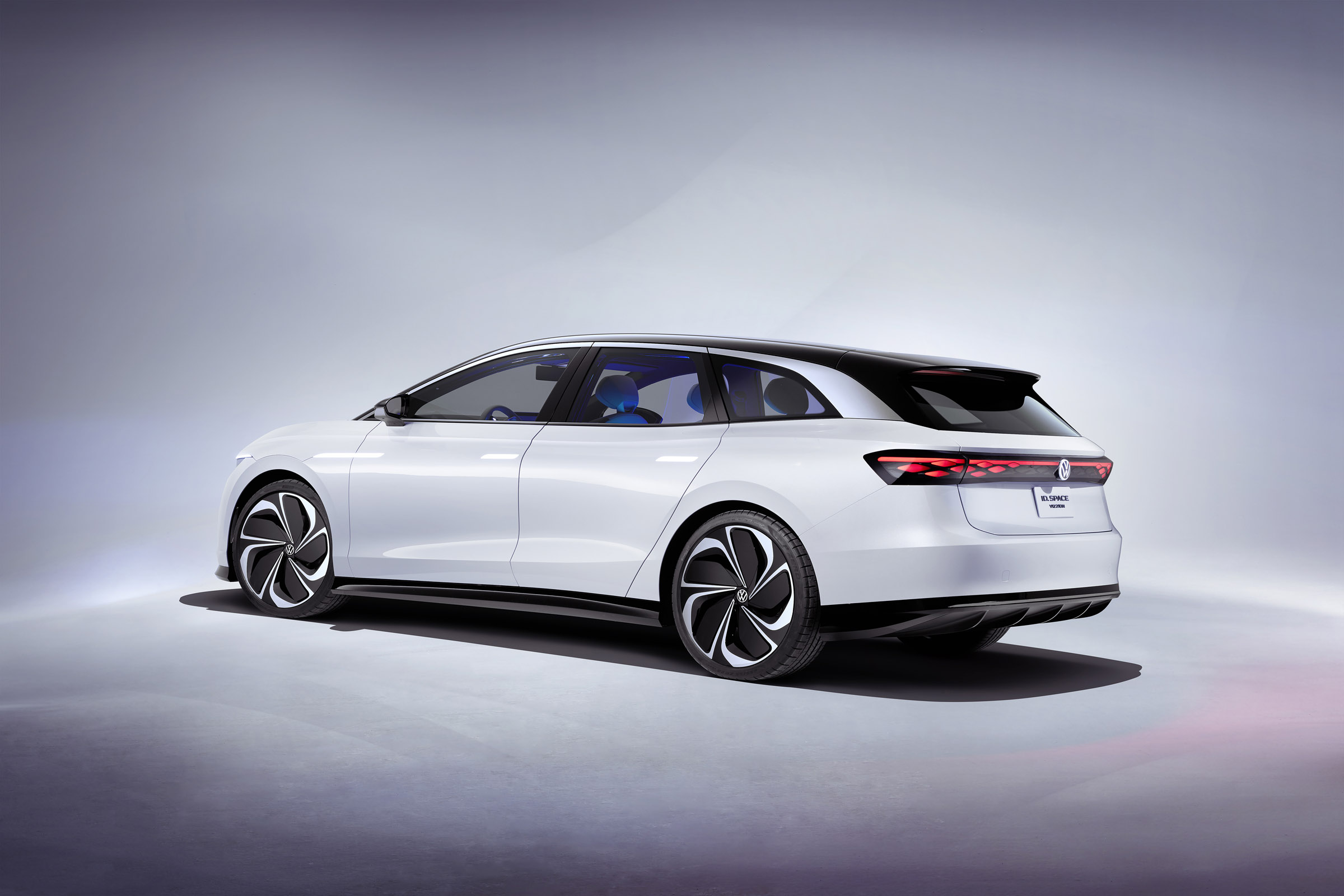 Volkswagen ID. Space Vizzion pictures