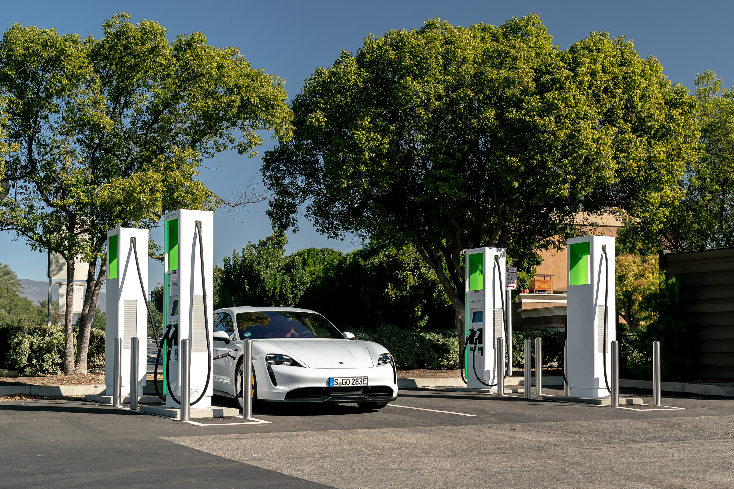 Porsche Taycan charging