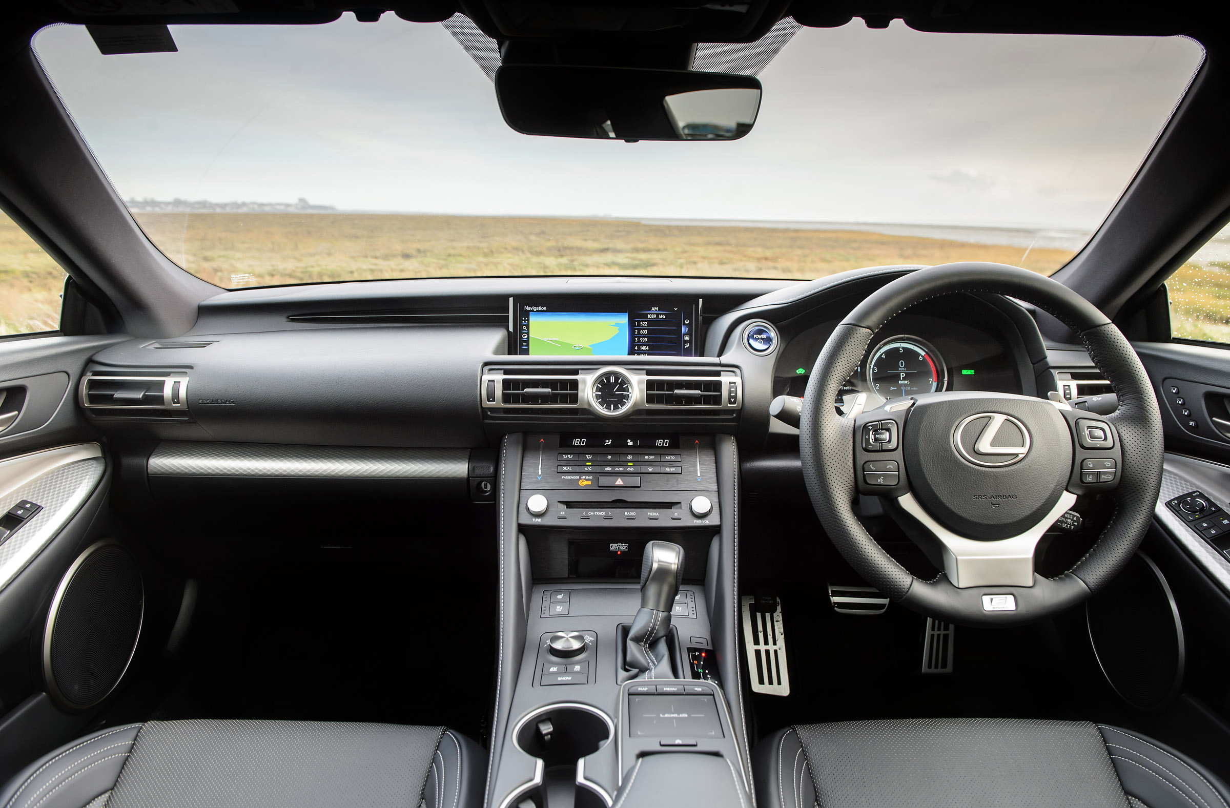 Lexus RC
