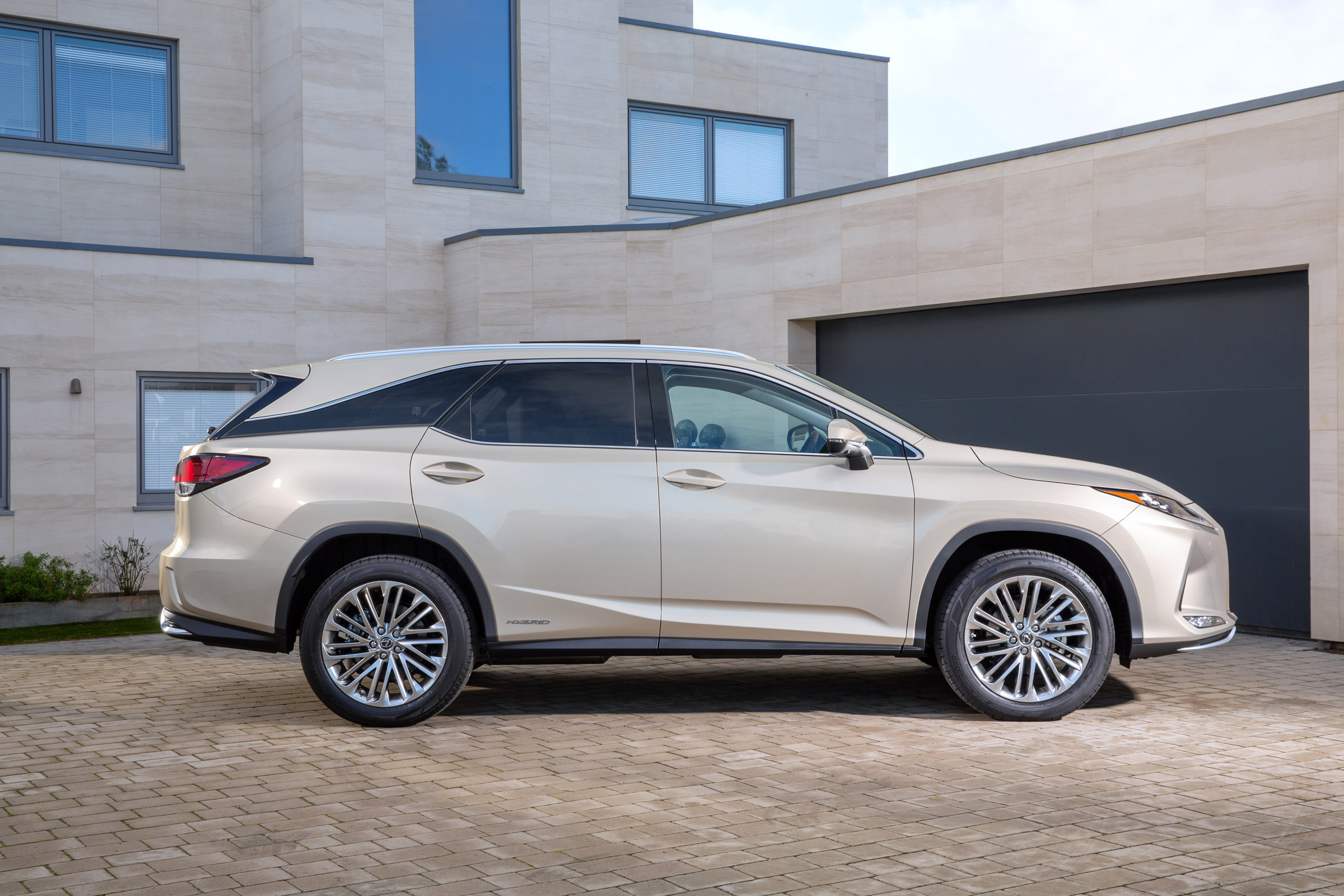Lexus RX L