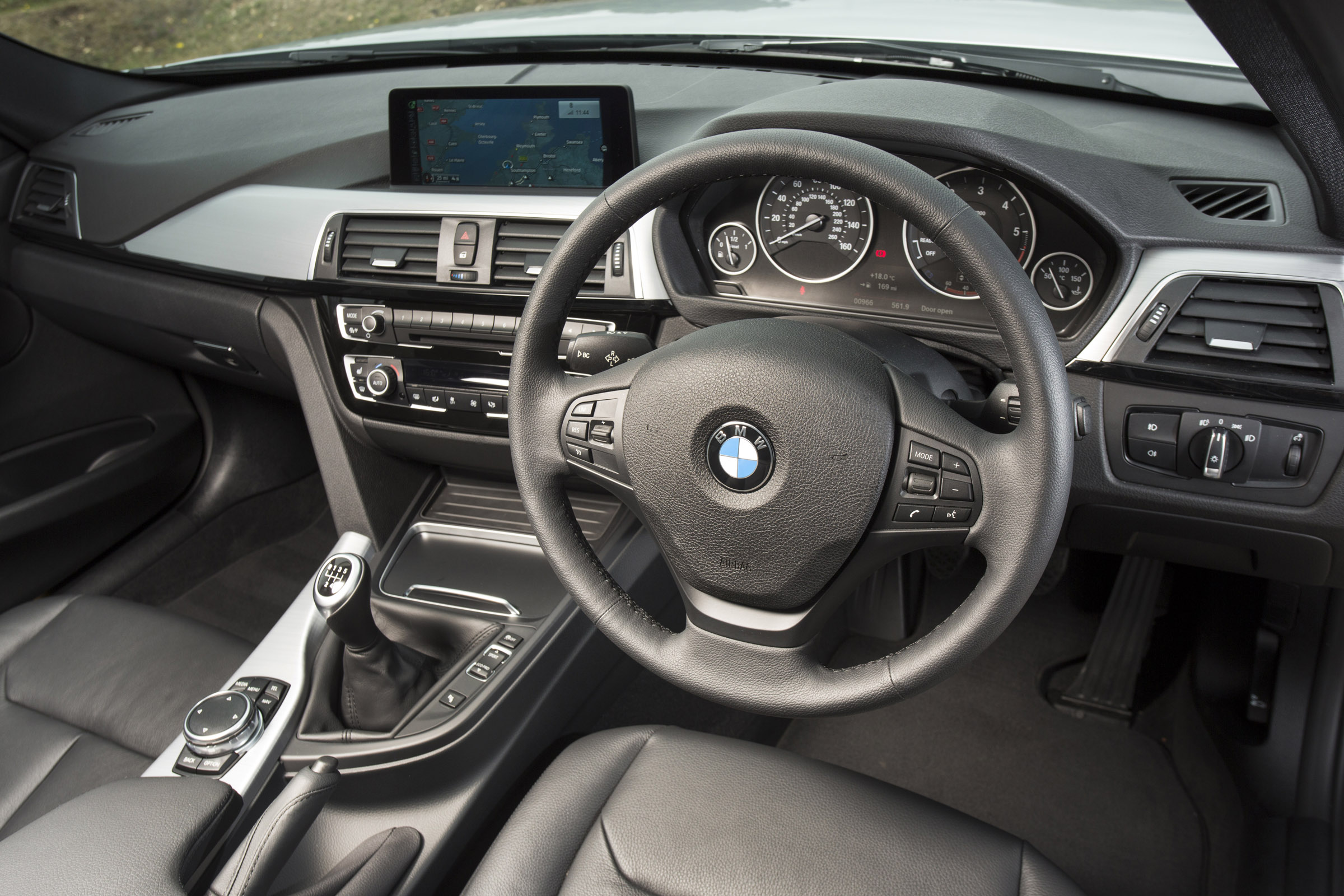 BMW 330e