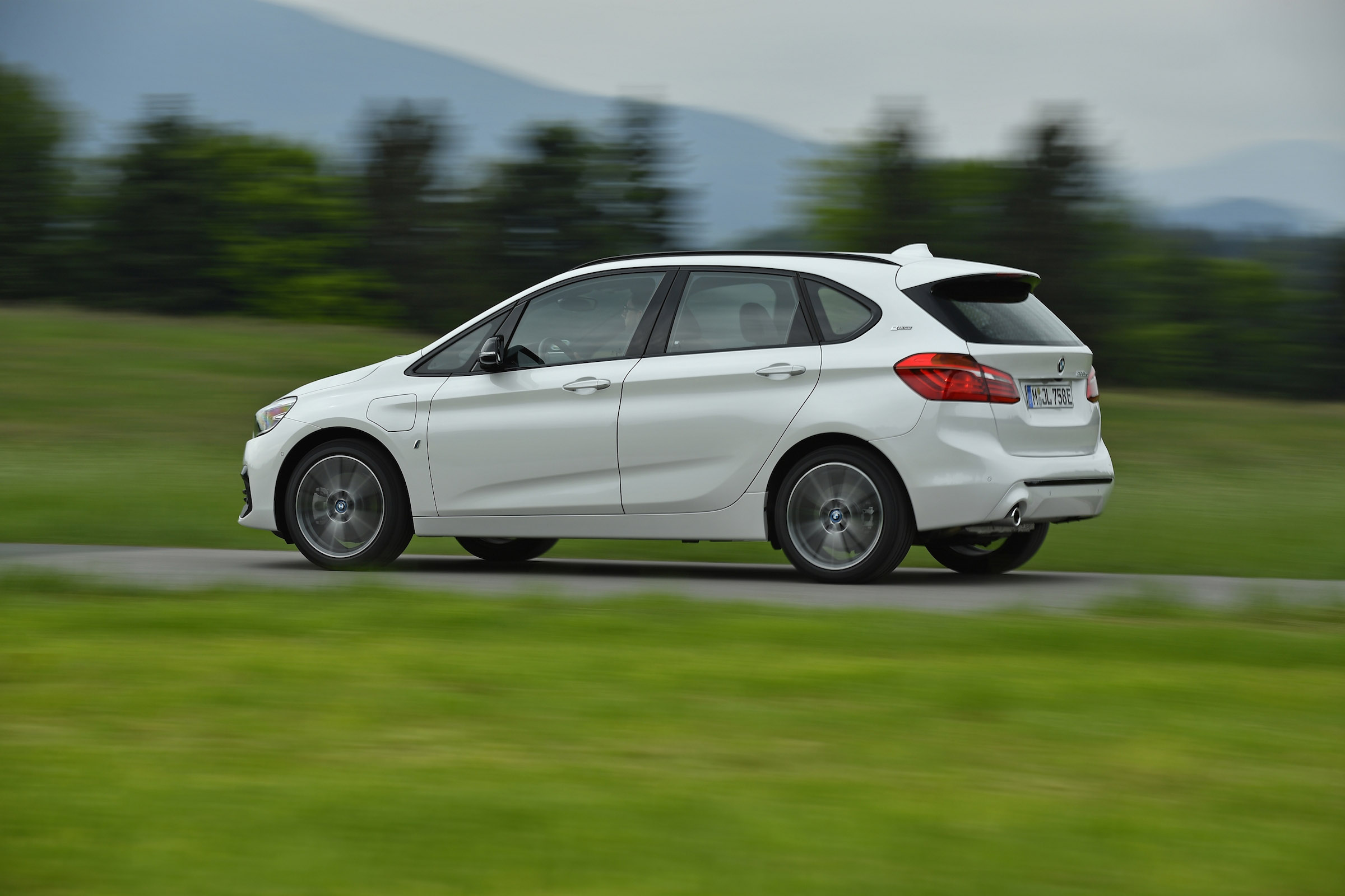 BMW 225xe hybrid