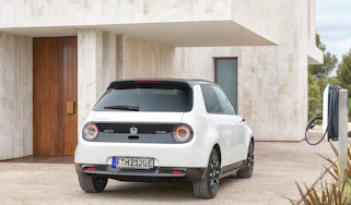 Honda e
