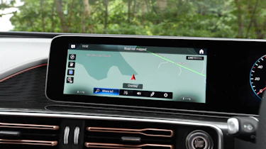 Mercedes EQC screen