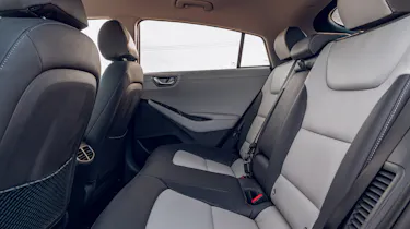 Hyundai Ioniq Plug-In