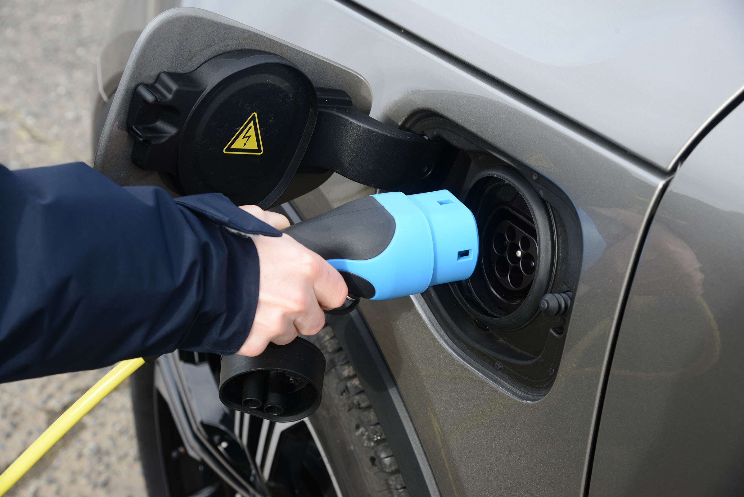 Volvo XC40 charging