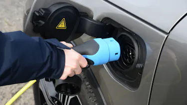 Volvo XC40 charging