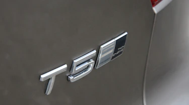 Volvo XC40 Recharge hybrid