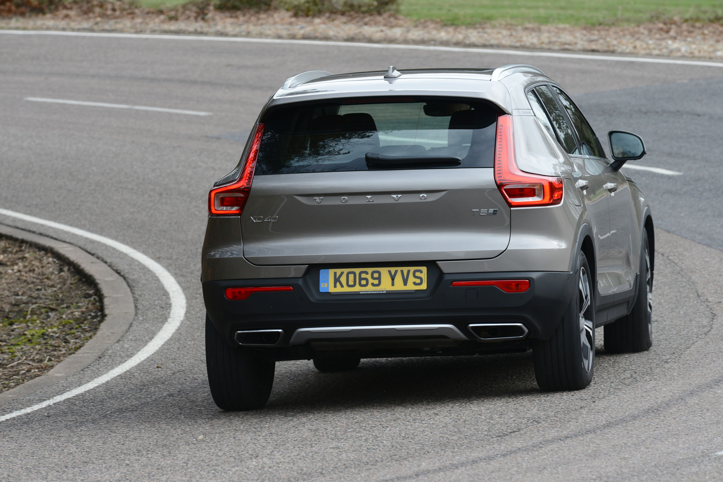 Volvo XC40 Recharge hybrid