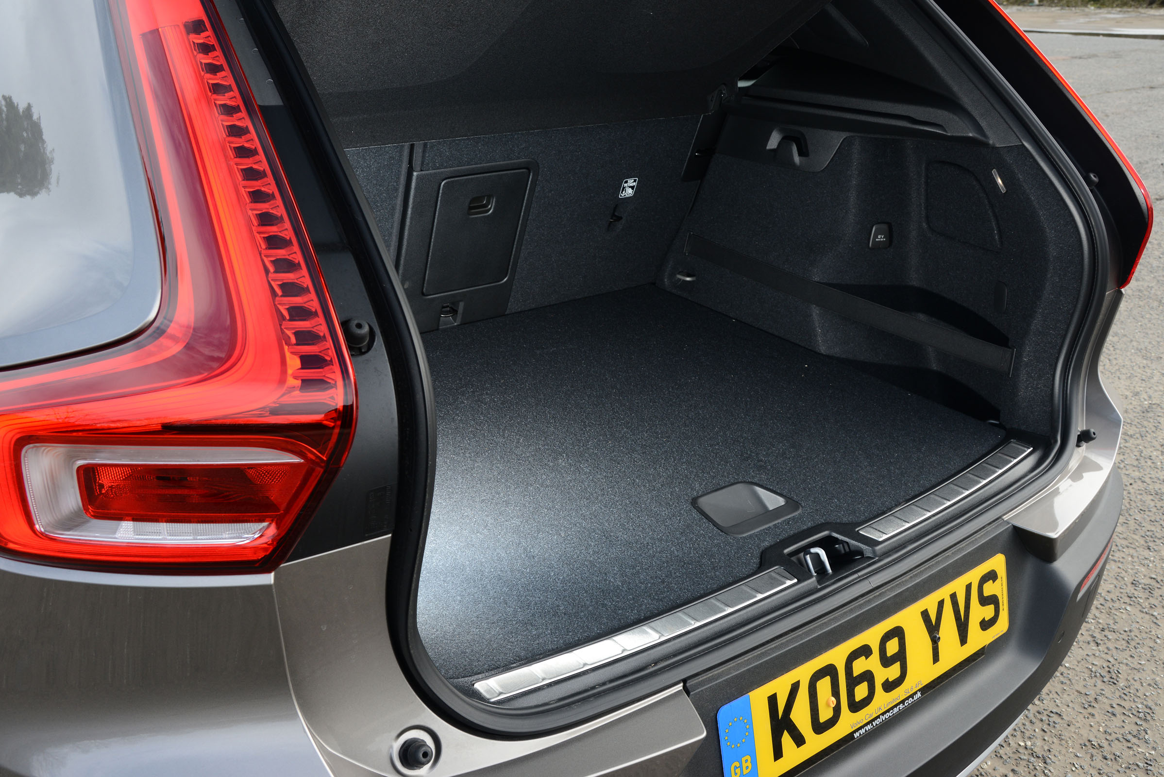 Volvo XC40 Recharge hybrid