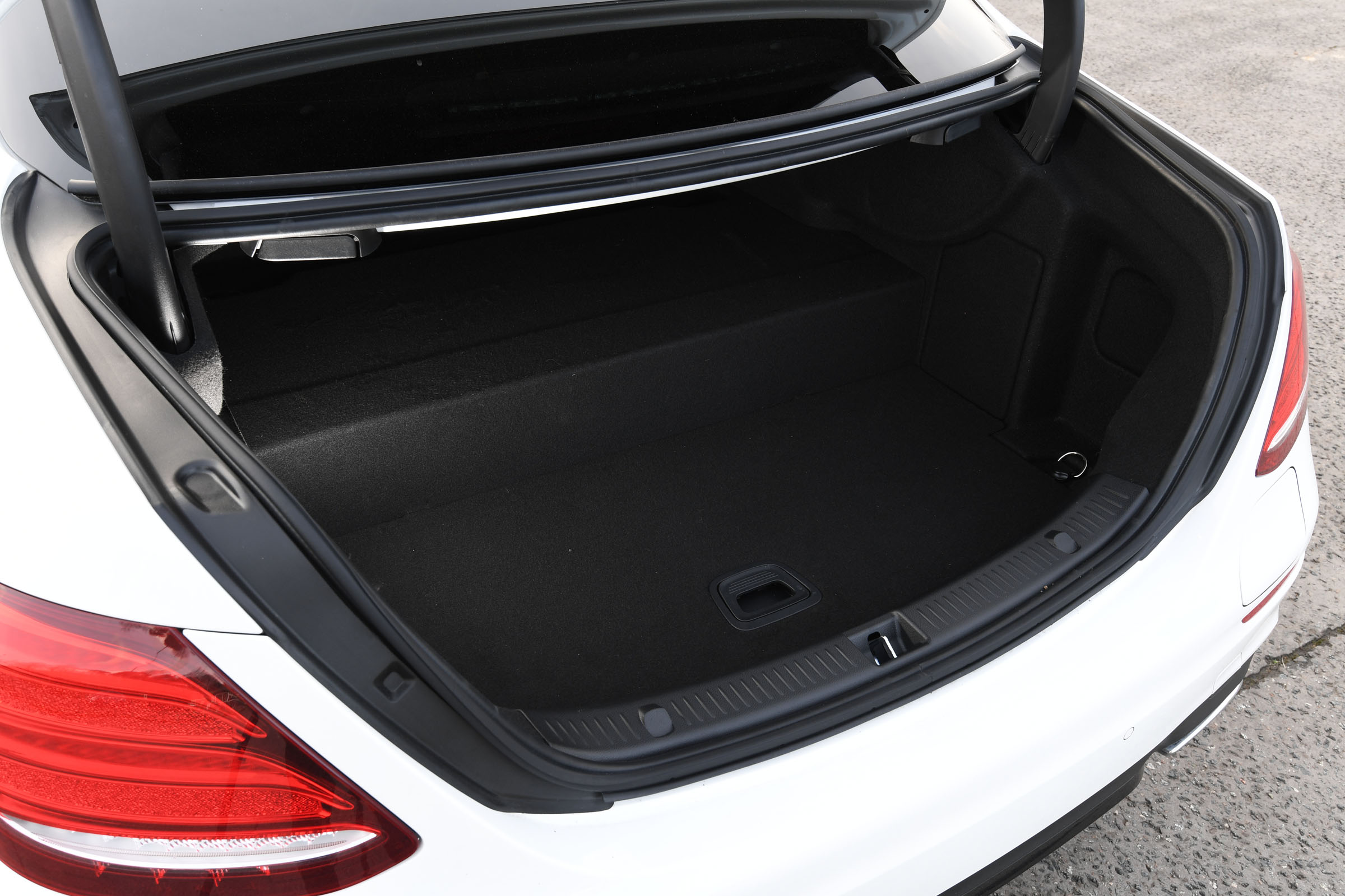 Mercedes E-Class hybrid boot