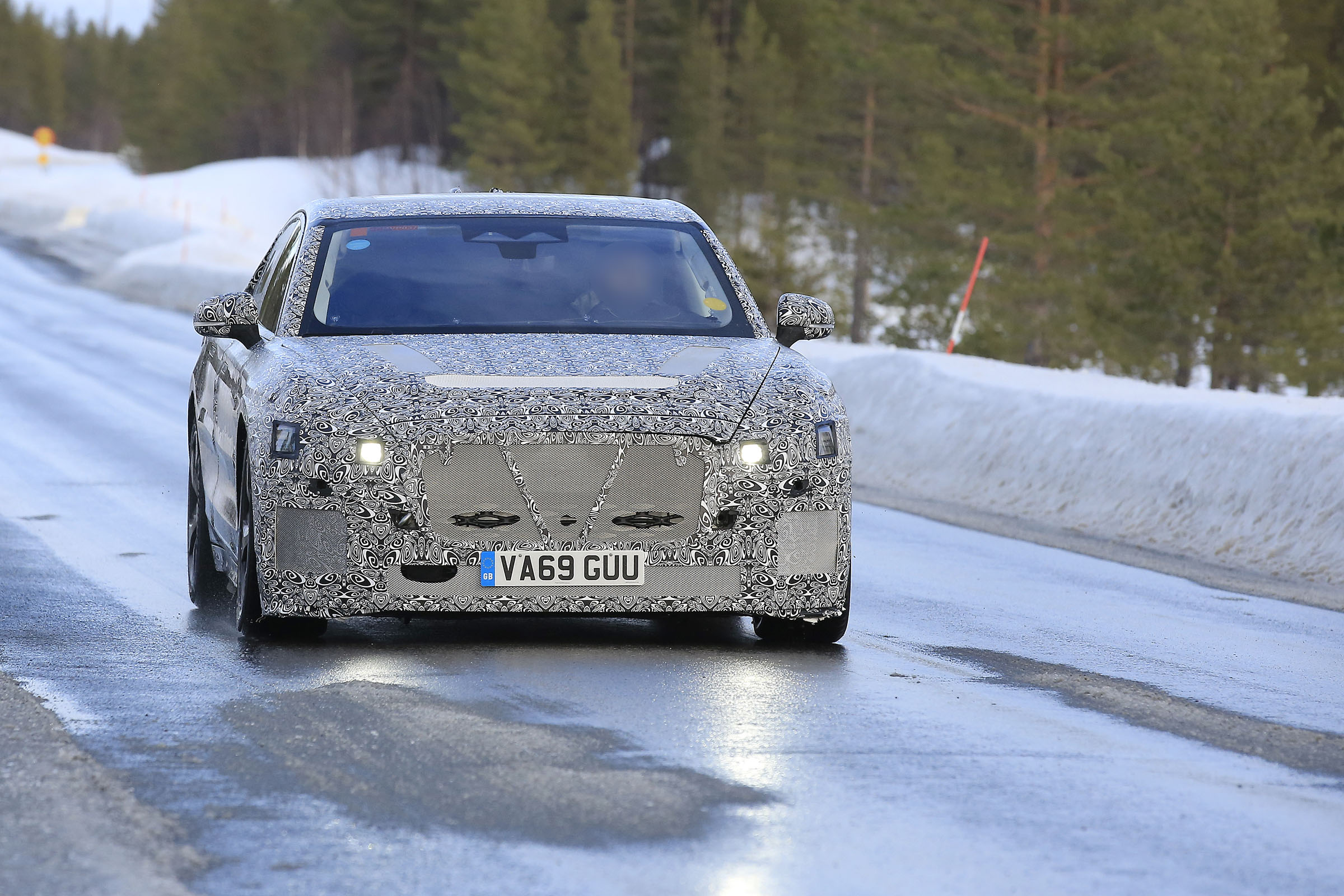Jaguar XJ
