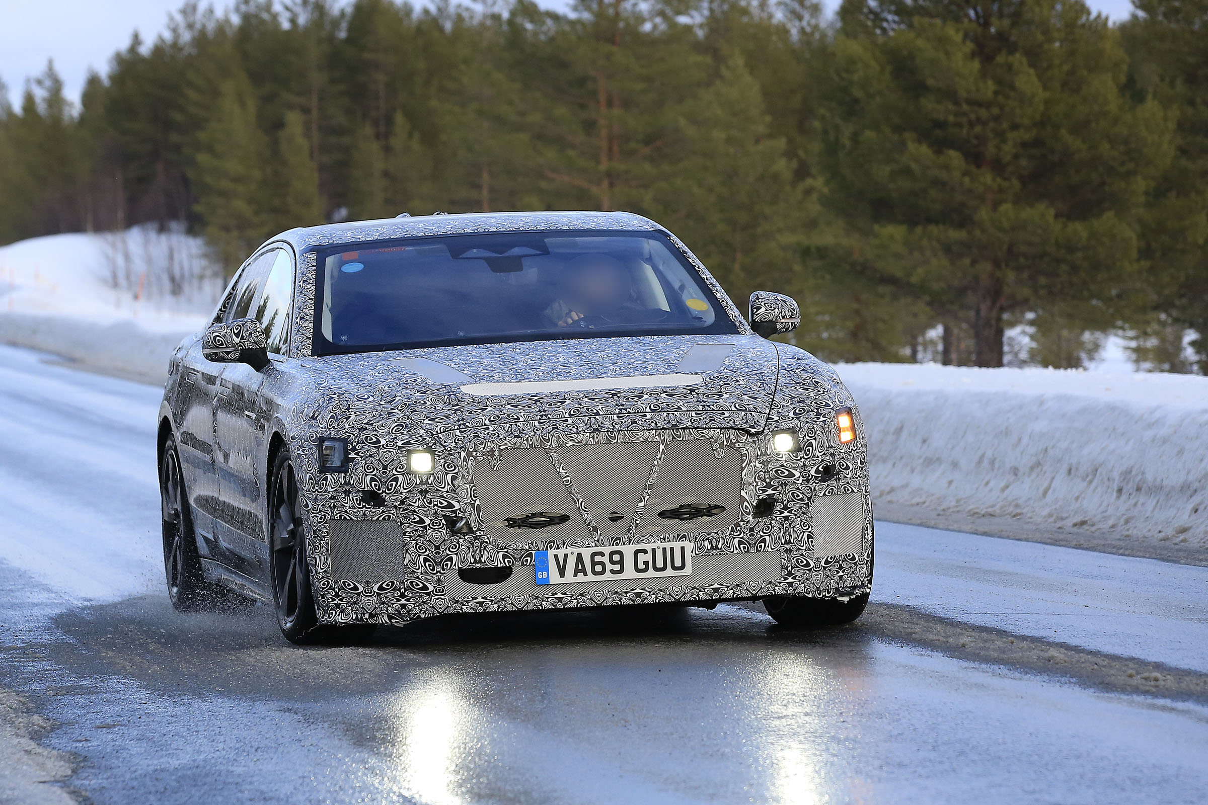 Jaguar XJ