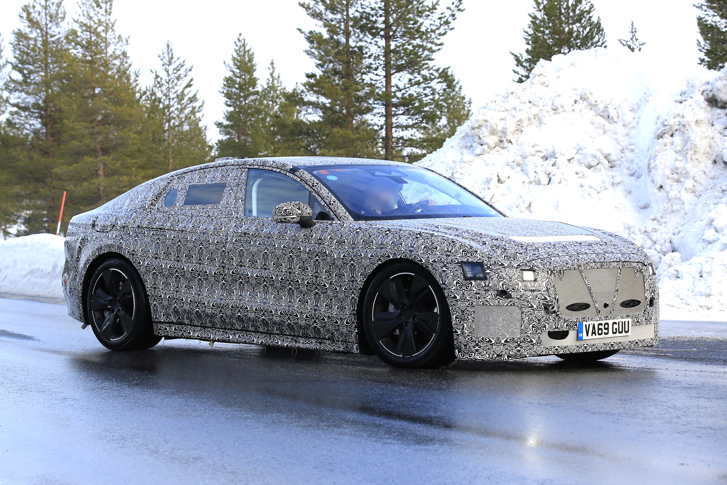 Jaguar XJ