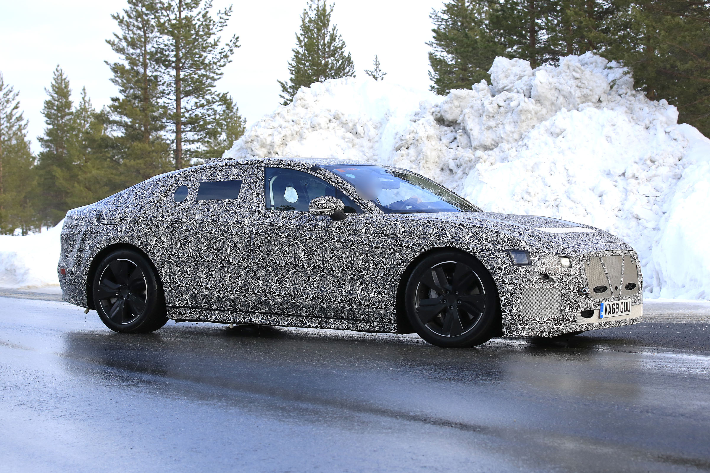 Jaguar XJ