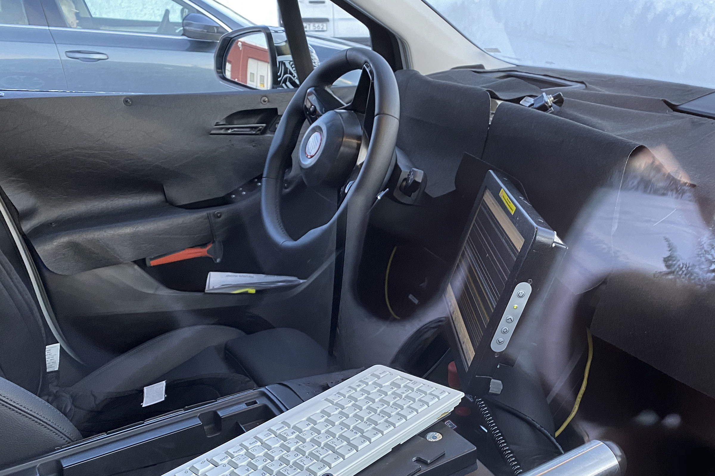 Spy-Shots of CarsThis image has been optimized for a calibrated screen with a Gamma of 2.2 and a colour temperature of 6500°K