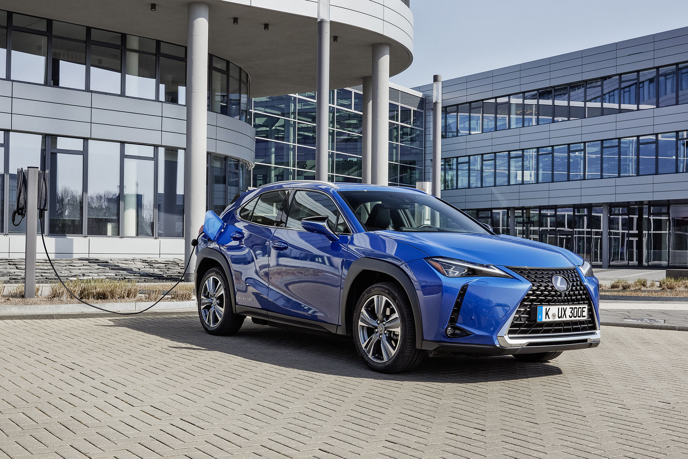 Lexus UX 300e