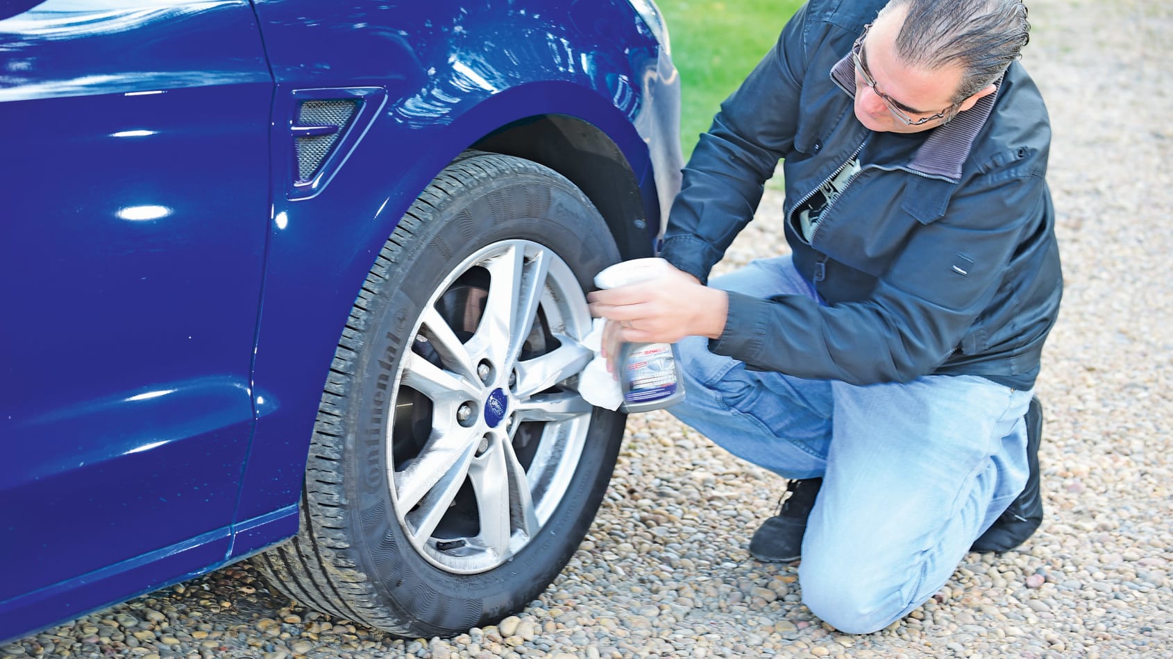 Alloy wheel cleaning