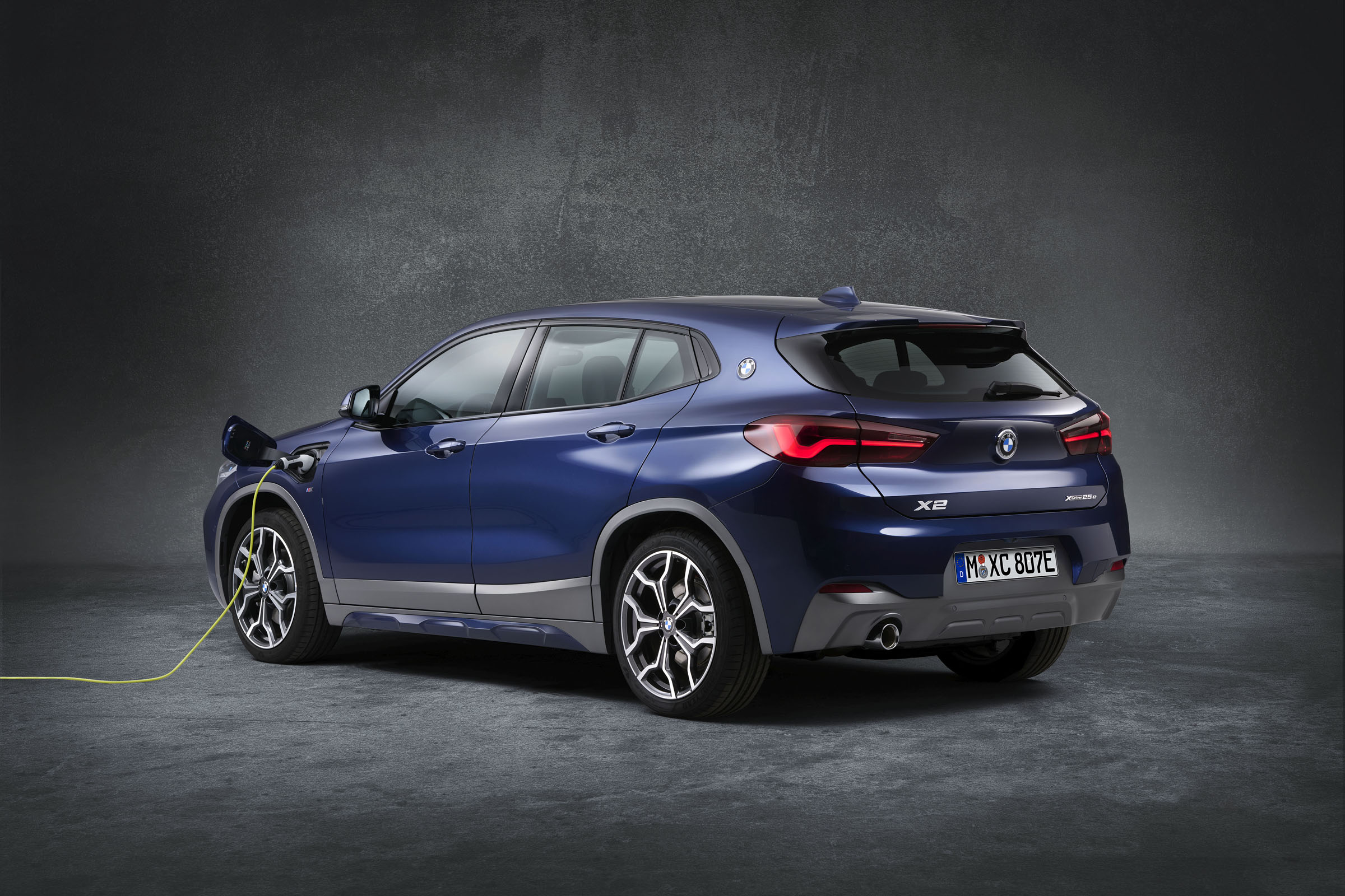 BMW X2 hybrid