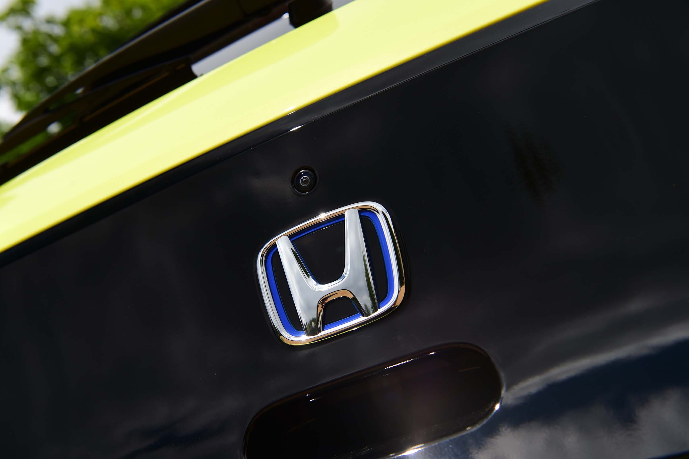 Honda e