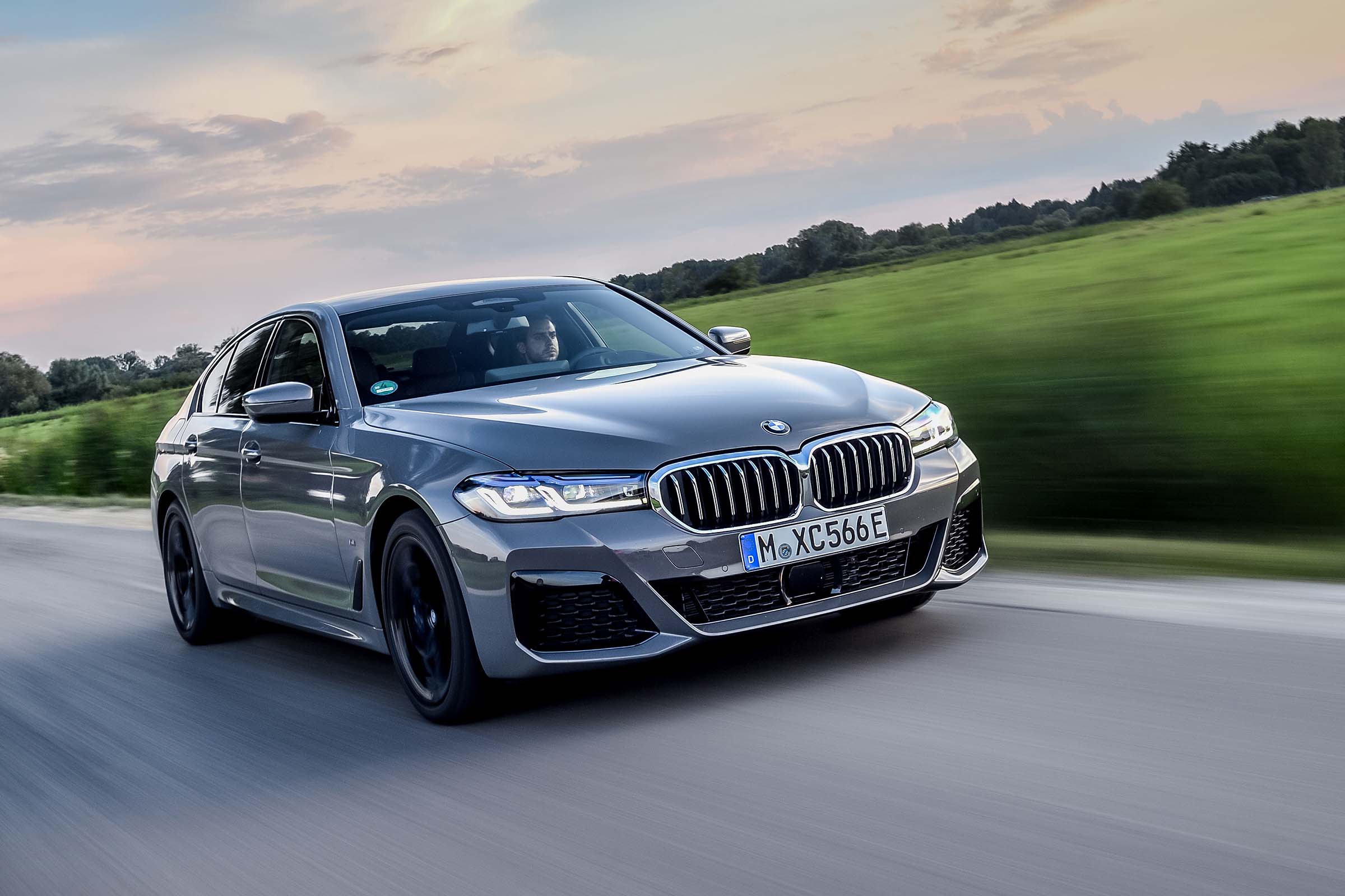 BMW 545e